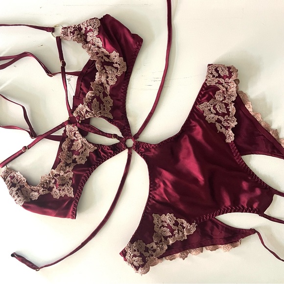 NWT Coco de Mer Burgundy Silk Playsuit - Picture 3 of 10
